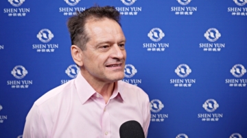 南卡主流：神韵演员做出了“令人敬佩的决定”